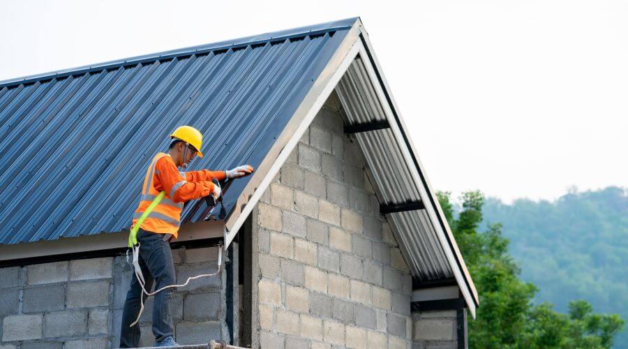 Professional New roof installation in Nichols, IA